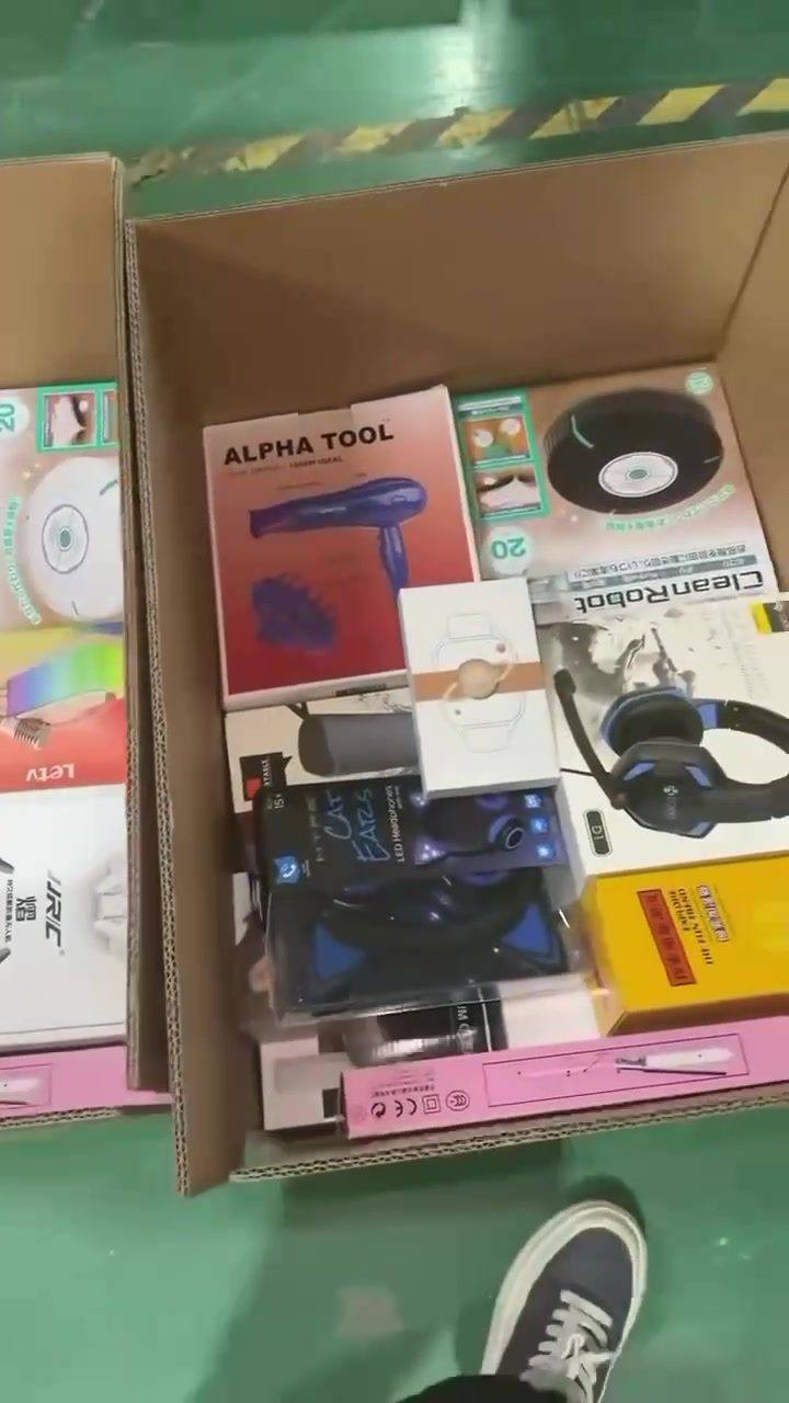 Brand New Electronics Boxes - 30-50 Pieces Per Box, photo 2 of 5